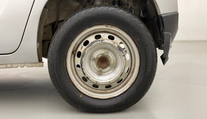 2016 Mahindra Kuv100 K2 PLUS 6 STR, Petrol, Manual, 71,668 km, Left Rear Wheel