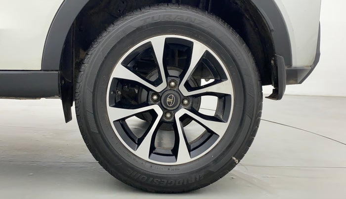 2020 Tata NEXON XZA+ (O) 1.5  RTQ, Diesel, Automatic, 31,585 km, Left Rear Wheel