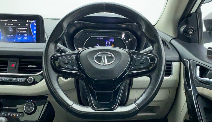 2020 Tata NEXON XZA+ (O) 1.5  RTQ, Diesel, Automatic, 31,585 km, Steering Wheel Close Up