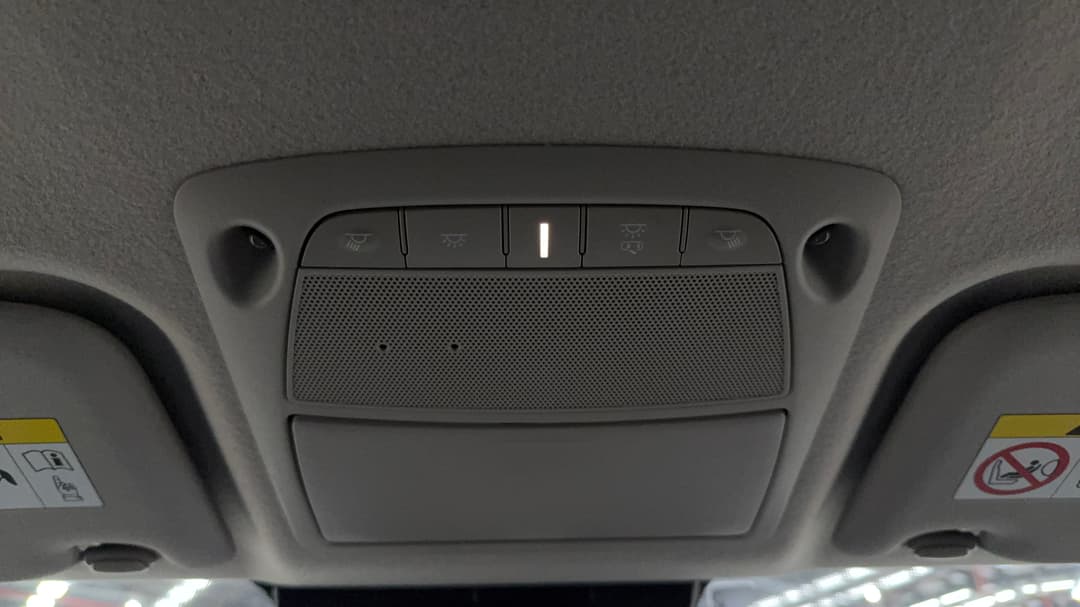 2024 Nissan Navara Pro-4x (4x4), Automatic, 18840 km, On-Roof Controls/Sunglass holder