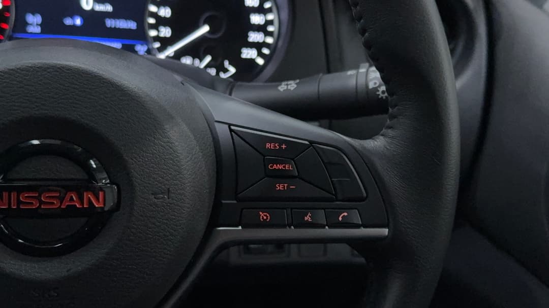 2024 Nissan Navara Pro-4x (4x4), Automatic, 18840 km, Cruise Control