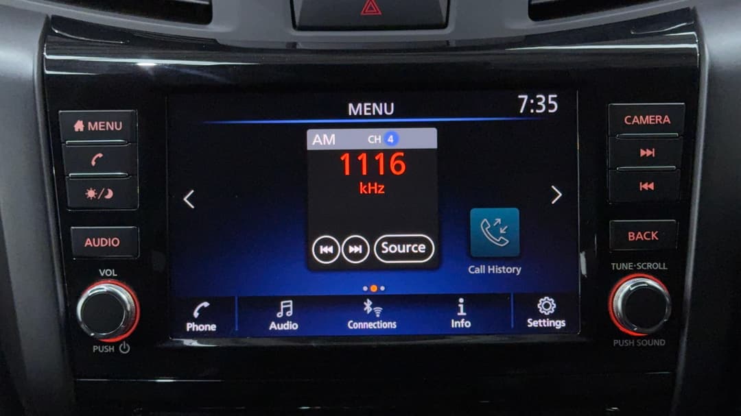2024 Nissan Navara Pro-4x (4x4), Automatic, 18840 km, Infotainment System