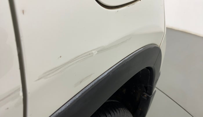 2018 Maruti Vitara Brezza ZDI, Diesel, Manual, 91,293 km, Left quarter panel - Minor scratches