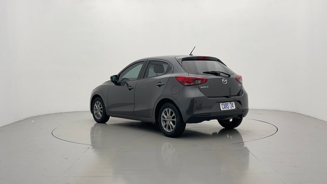 Left Back Diagonal (45- Degree) View