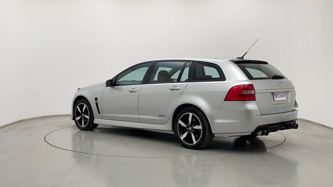 Left Back Diagonal (45- Degree) View