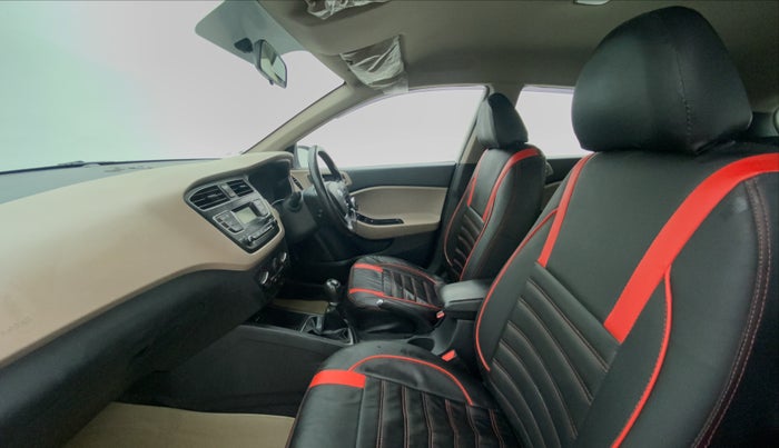 2018 Hyundai Elite i20 Magna Executive 1.2, Petrol, Manual, 35,055 km, Right Side Front Door Cabin