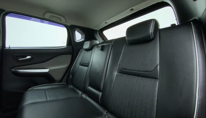2021 Nissan MAGNITE XV EXECUTIVE TURBO CVT, Petrol, Automatic, 20,488 km, Right Side Rear Door Cabin