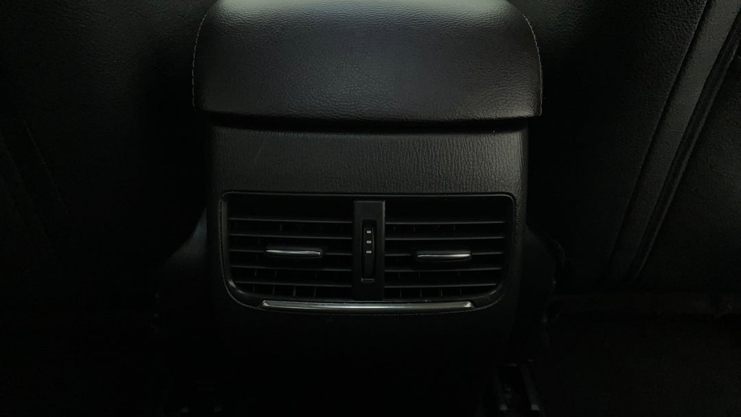Rear A/C Vent