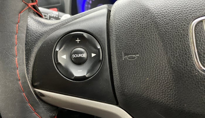 2015 Honda Jazz 1.2L I-VTEC V AT, Petrol, Automatic, 56,906 km, Steering wheel - Sound system control not functional