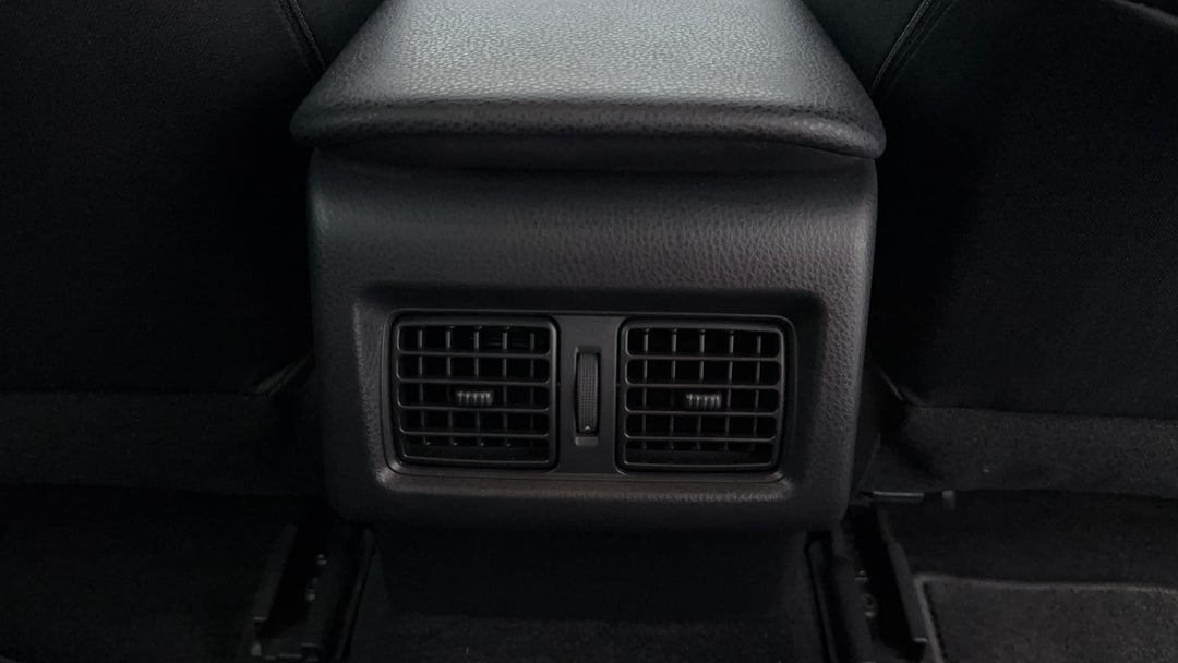 2021 Toyota Camry Ascent, Automatic, 91641 km, Rear A/C Vent