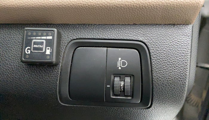 2017 Hyundai Elite i20 MAGNA EXECUTIVE 1.2, CNG, Manual, 50,246 km, Dashboard - Headlight height adjustment not working