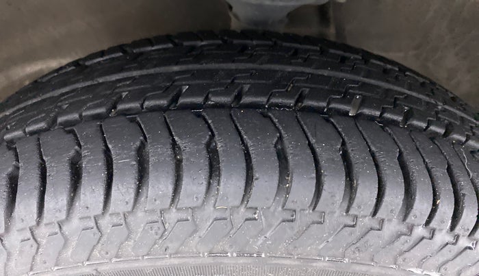 2018 Maruti Alto K10 VXI P, Petrol, Manual, 10,387 km, Left Front Tyre Tread