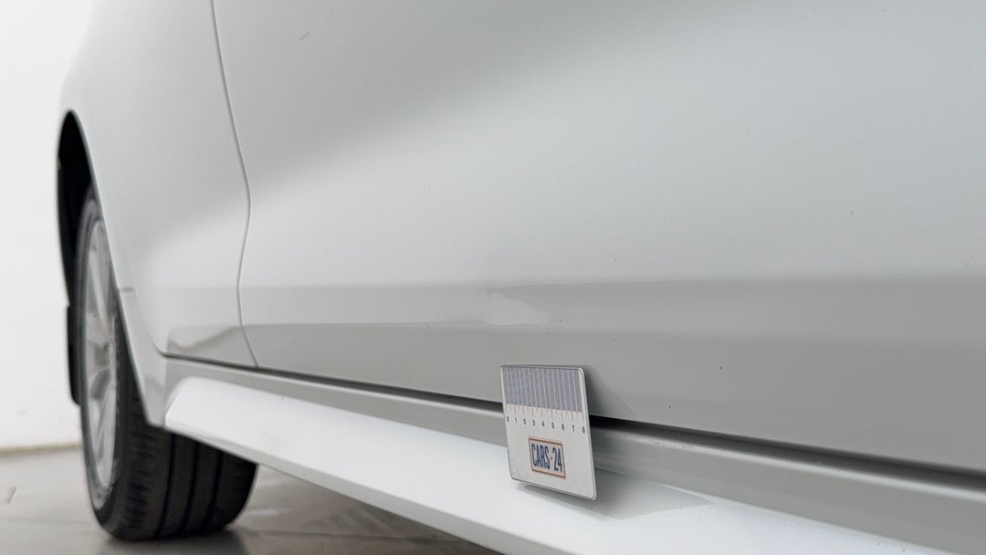 Doors Front RHS Dent