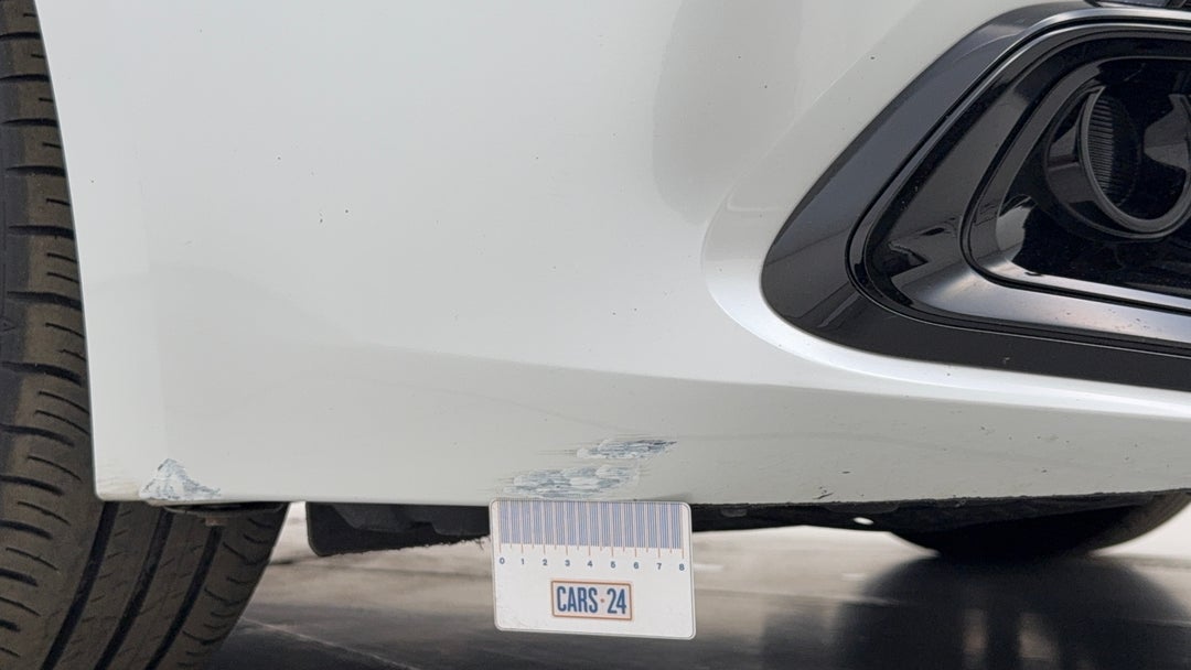 Bumper Front Scratch