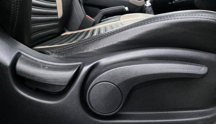 2019 Hyundai Creta 1.6 SX CRDI, Diesel, Manual, 45,274 km, Driver Side Adjustment Panel
