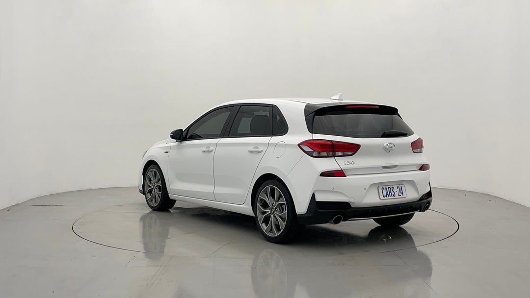 Left Back Diagonal (45- Degree) View