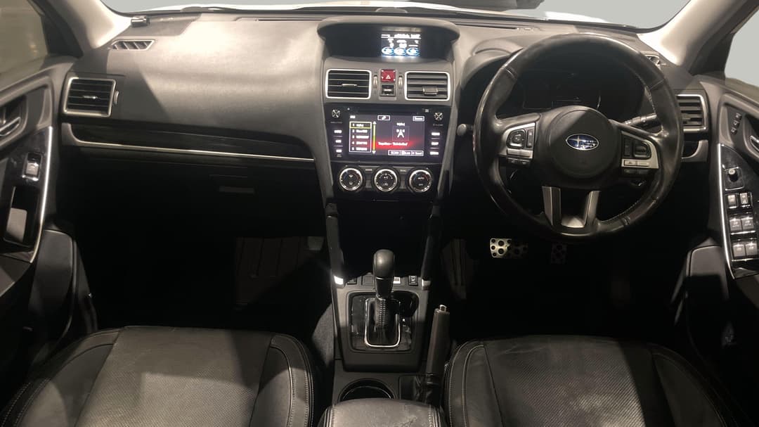 2016 Subaru Forester 2.0xt Premium, Automatic, 125852 km, Center Console