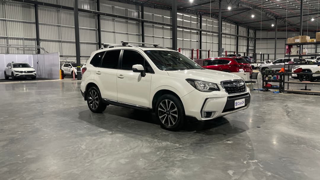 2016 Subaru Forester 2.0xt Premium, Automatic, 125852 km, Right Front Diagonal (45- Degree) View