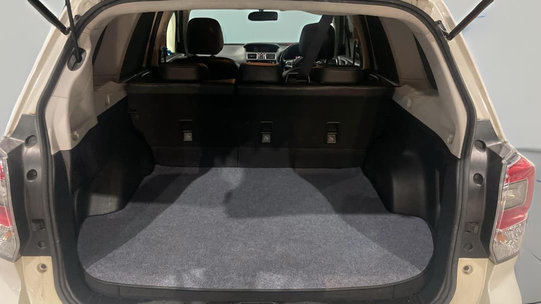 2016 Subaru Forester 2.0xt Premium, Automatic, 125852 km, Boot Inside View