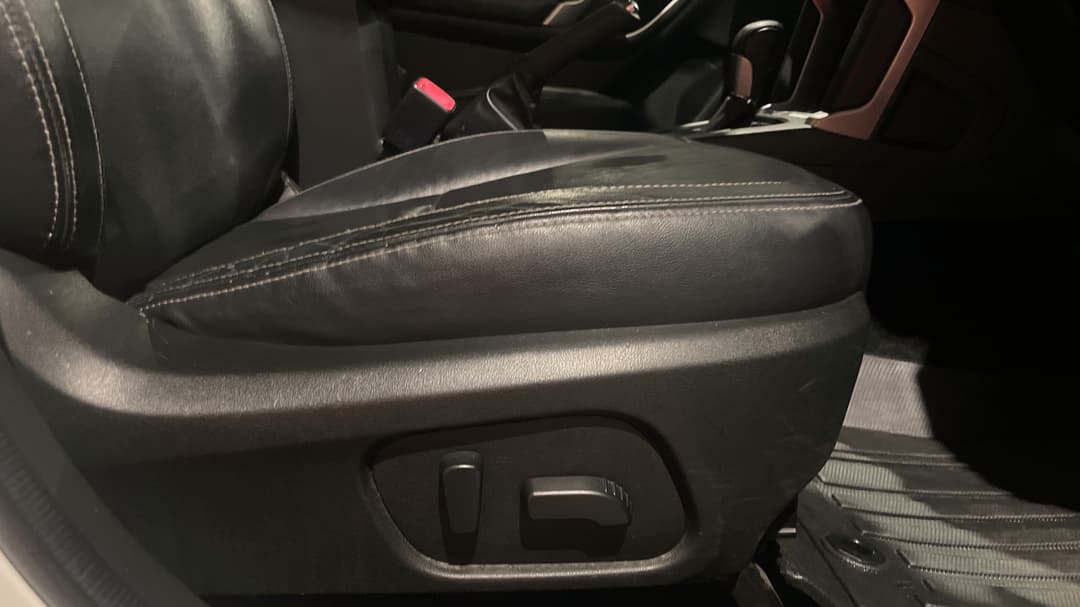 2016 Subaru Forester 2.0xt Premium, Automatic, 125852 km, Drivers Side Adjustment Panel