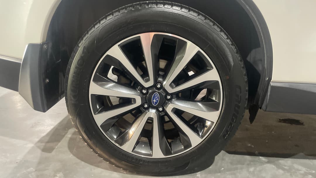 2016 Subaru Forester 2.0xt Premium, Automatic, 125852 km, Right Rear Wheel