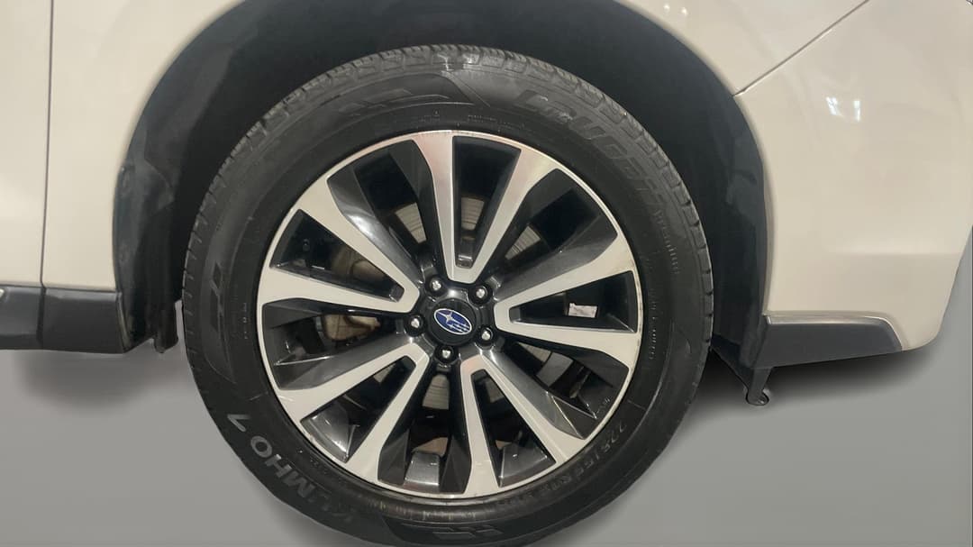 2016 Subaru Forester 2.0xt Premium, Automatic, 125852 km, Right Front Wheel