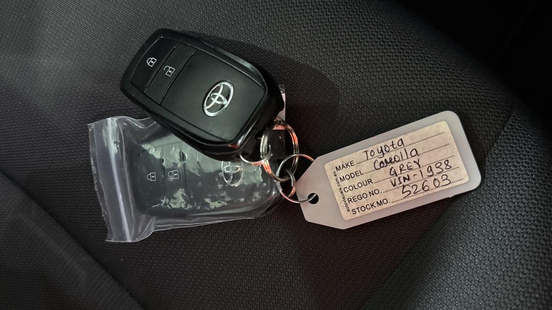 2024 Toyota Corolla Ascent Sport + Conv Pk Hybrid, Automatic, 25849 km, Key Close-up