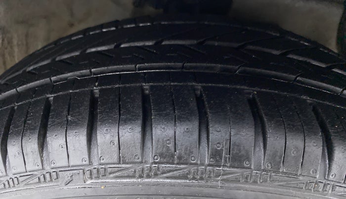 2016 Hyundai Xcent S 1.2, Petrol, Manual, 24,677 km, Right Front Tyre Tread