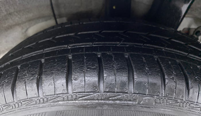 2016 Hyundai Xcent S 1.2, Petrol, Manual, 24,677 km, Left Rear Tyre Tread
