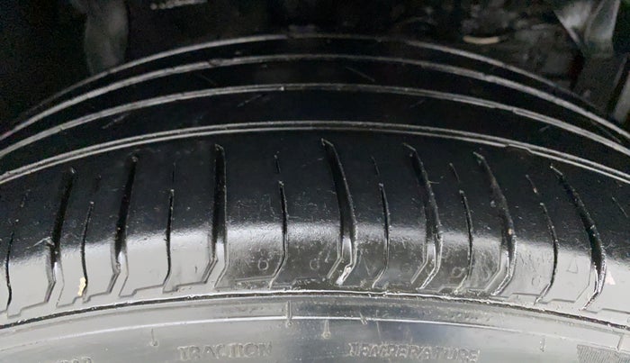 2017 Maruti Vitara Brezza ZDI PLUS, Diesel, Manual, 76,606 km, Right Front Tyre Tread
