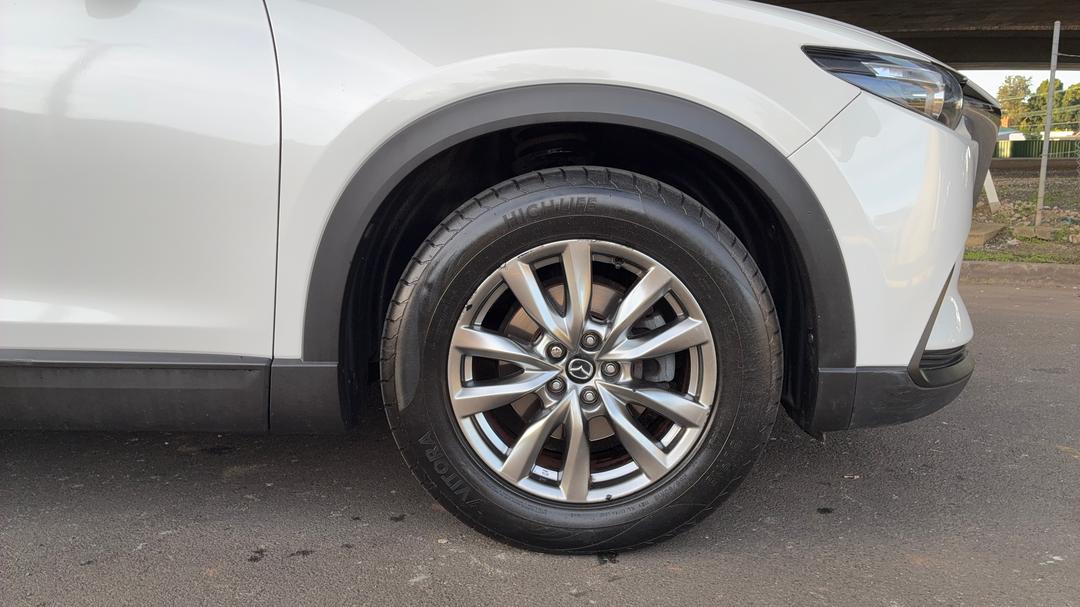 2017 Mazda CX-9 Touring (fwd), Automatic, 124213 km, Right Front Wheel