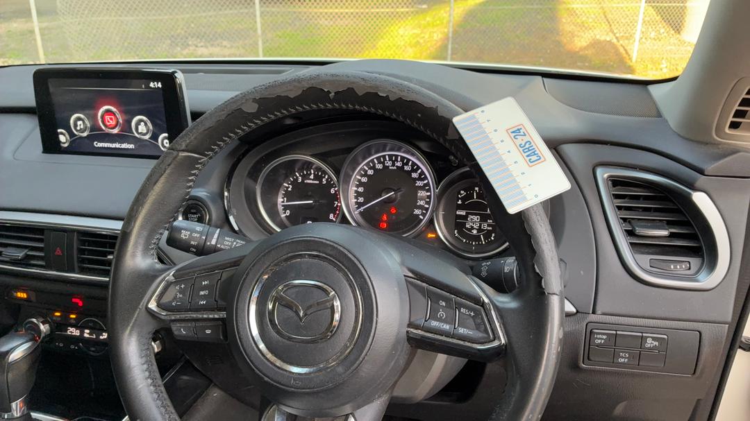 2017 Mazda CX-9 Touring (fwd), Automatic, 124213 km, Steering Wheel Body Wear