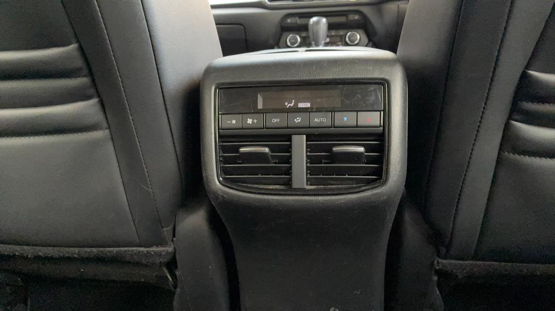 2017 Mazda CX-9 Touring (fwd), Automatic, 124213 km, Rear A/C Vent