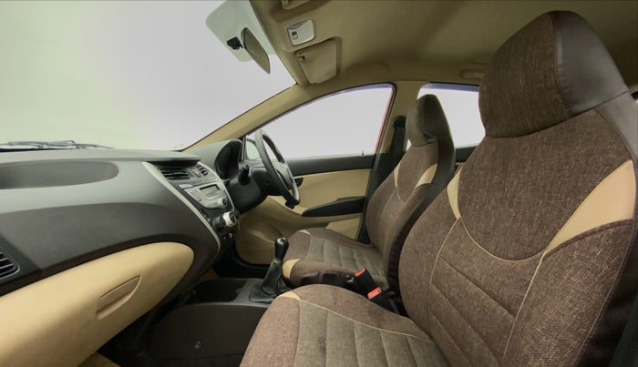 2016 Hyundai Eon 1.0 MAGNA O, Petrol, Manual, 95,995 km, Right Side Front Door Cabin