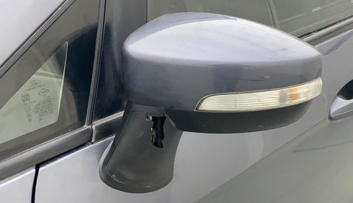 2016 Ford Ecosport TITANIUM+ 1.0L ECOBOOST, Petrol, Manual, 54,923 km, Left rear-view mirror - Cover has minor damage