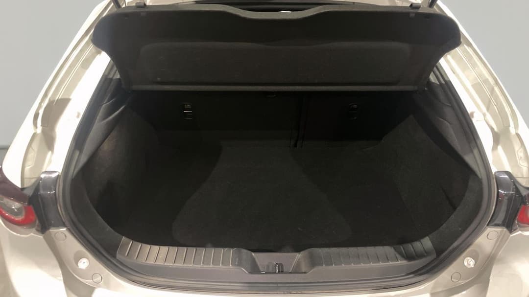 2024 Mazda Mazda3 G20 Evolve, Automatic, 19115 km, Boot Inside View