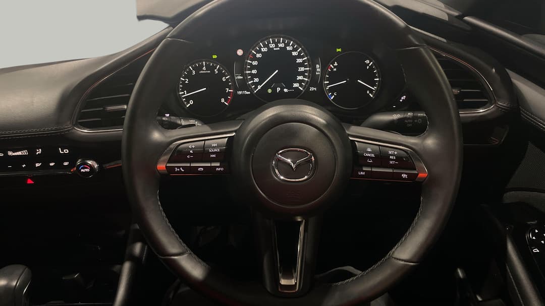 2024 Mazda Mazda3 G20 Evolve, Automatic, 19115 km, Steering Wheel Close-up