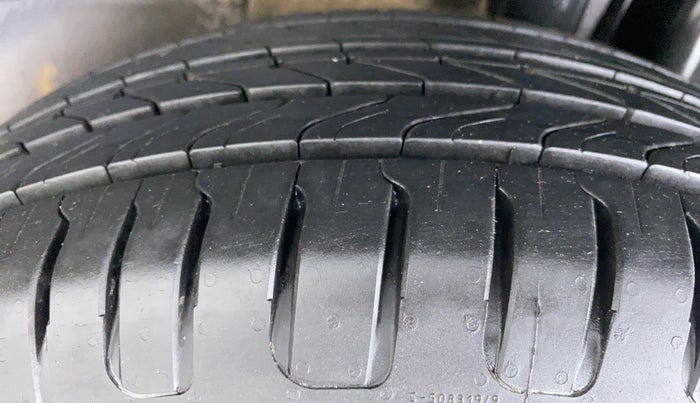 2015 Hyundai Elite i20 SPORTZ 1.2, Petrol, Manual, 58,803 km, Left Rear Tyre Tread