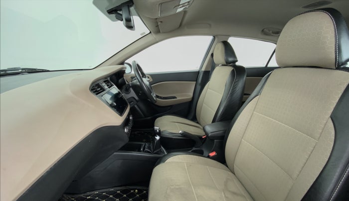 2015 Hyundai Elite i20 SPORTZ 1.2, Petrol, Manual, 58,803 km, Right Side Front Door Cabin