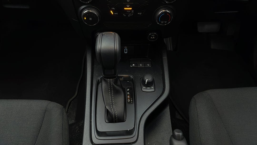 2020 Ford Ranger Xl 3.2 (4x4), Automatic, 35339 km, Gear Lever 