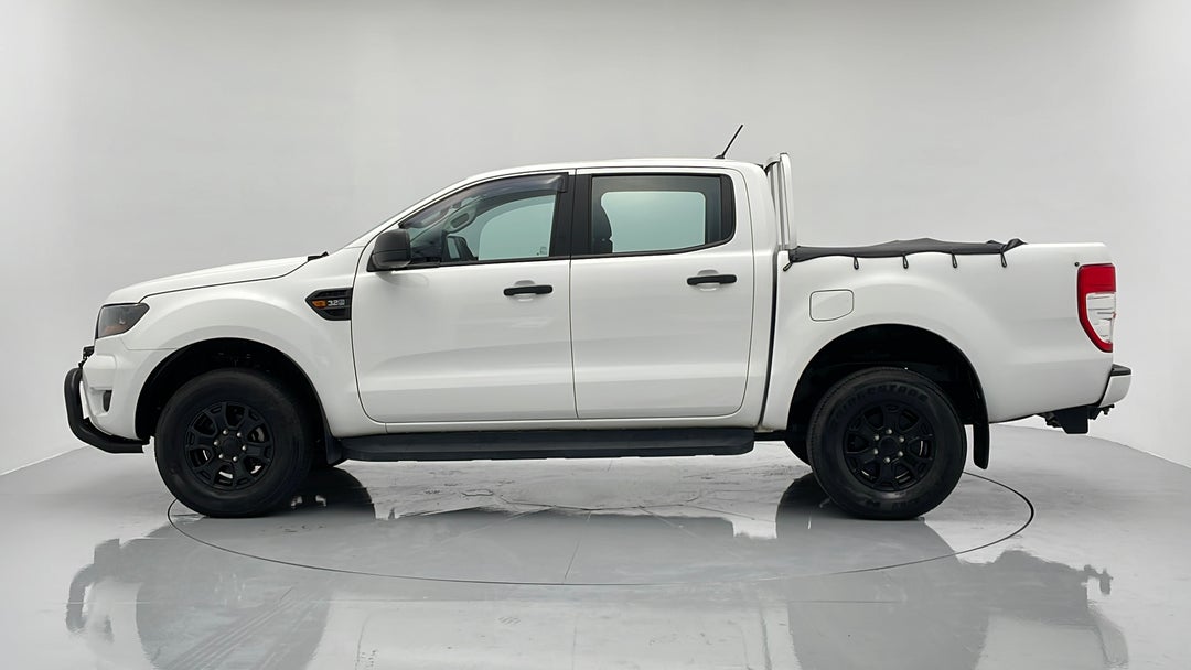2020 Ford Ranger Xl 3.2 (4x4), Automatic, 35339 km, Left Side View