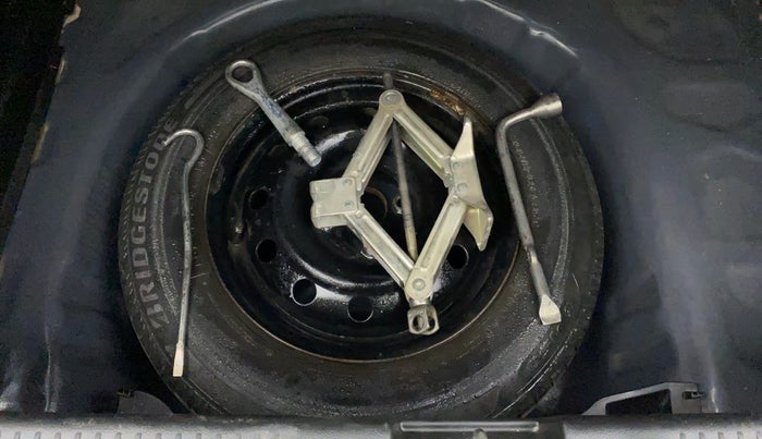 2019 Maruti Swift VXI, Petrol, Manual, 65,646 km, Spare Tyre