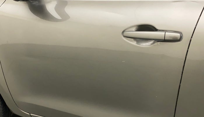 2019 Maruti Swift VXI, Petrol, Manual, 65,646 km, Front passenger door - Minor scratches