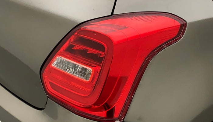 2019 Maruti Swift VXI, Petrol, Manual, 65,646 km, Right tail light - Minor scratches