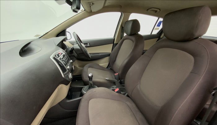 2014 Hyundai i20 SPORTZ 1.2 VTVT, Petrol, Manual, 65,255 km, Right Side Front Door Cabin
