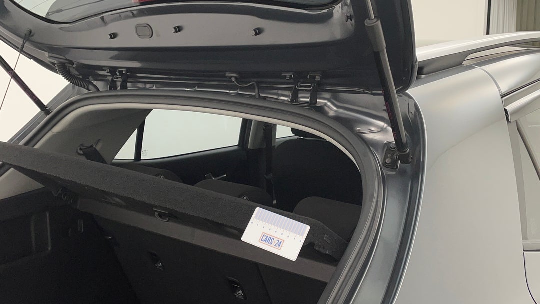 2021 Kia Stonic Sport, Automatic, 34843 km, Miscellaneous Interior Broken