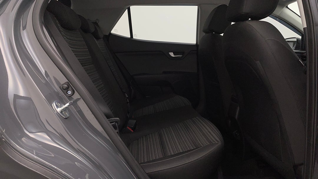 2021 Kia Stonic Sport, Automatic, 34843 km, Right Side Rear Door Cabin View