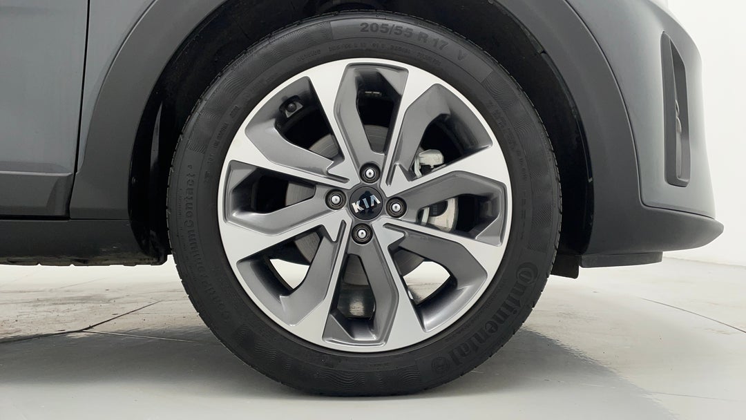 2021 Kia Stonic Sport, Automatic, 34843 km, Right Front Wheel