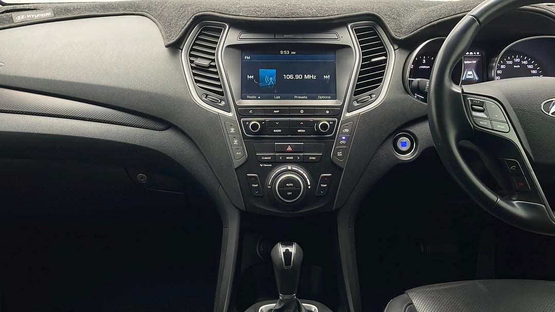 2015 Hyundai Santa Fe Highlander Crdi (4x4), Automatic, 78659 km, Center Console