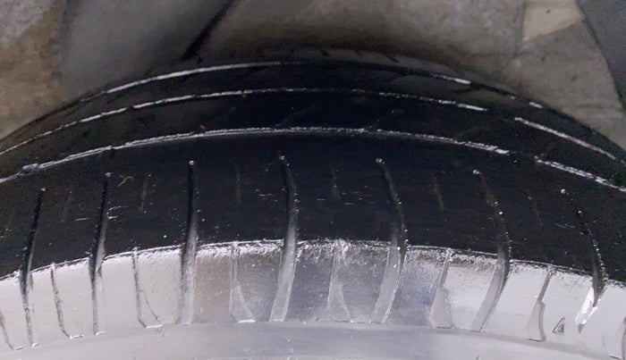 2012 Hyundai i20 MAGNA O 1.2, Petrol, Manual, 82,661 km, Left Rear Tyre Tread